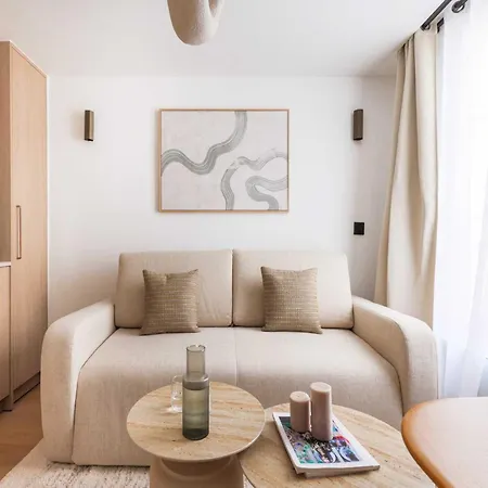 Chic And Cosy - 1br- 4p- Bourse Daire *