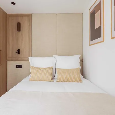 Chic And Cosy - 1br- 4p- Bourse *